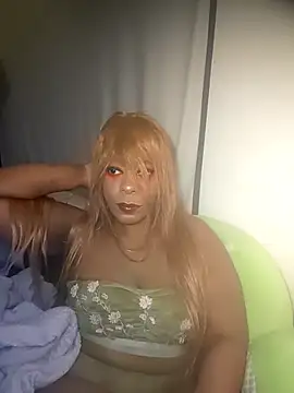 Snapshot of JadaSkyy chatting on December 14, 2025, 6:56 pm JadaSkyy online show from December 14, 2025, 6:56 pm