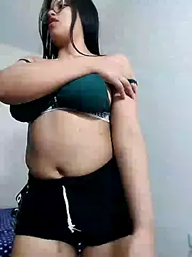 charlotte moineau online show from January 17, 2025, 1:57 am