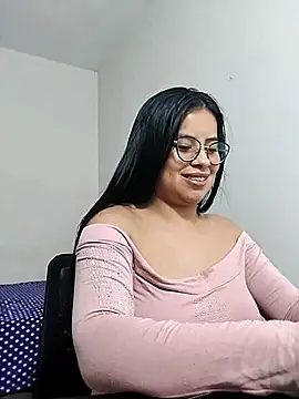 charlotte moineau online show from February 22, 2025, 2:39 am