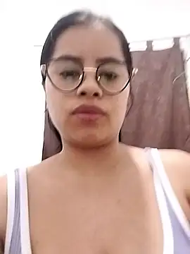 charlotte moineau online show from January 17, 2026, 8:45 pm