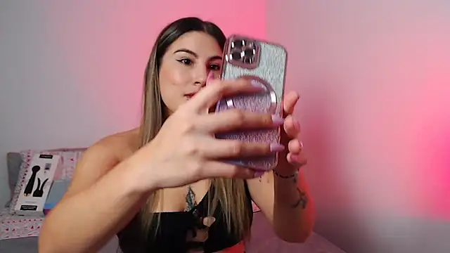 Snapshot of amelie_collins chatting on January 27, 2025, 10:38 pm amelie collins online show from January 27, 2025, 10:38 pm