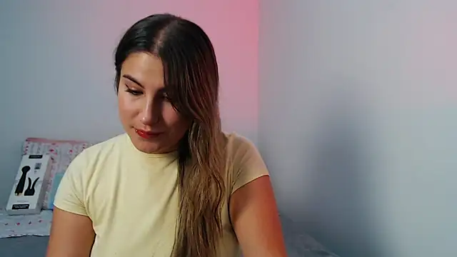 Snapshot of amelie_collins chatting on January 31, 2025, 2:37 am amelie collins online show from January 31, 2025, 2:37 am