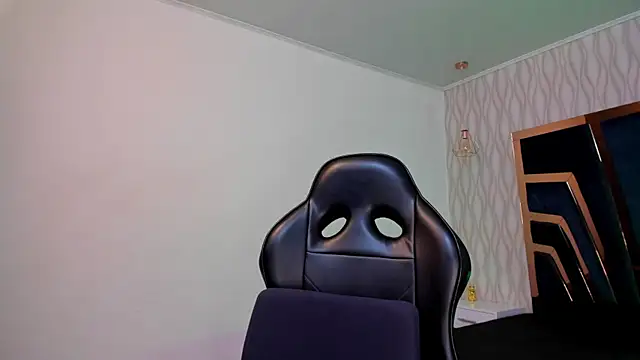 Snapshot of Petesevans chatting on October 27, 2025, 11:31 pm Petesevans online show from October 27, 2025, 11:31 pm