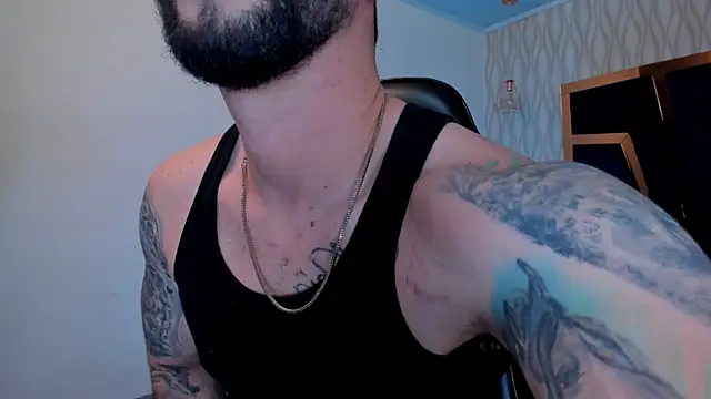 Snapshot of Petesevans chatting on January 13, 2026, 11:21 pm Petesevans online show from January 13, 2026, 11:21 pm