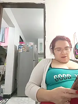 Snapshot of karlythoth@xh chatting on February 15, 2026, 9:30 am karlythothxh online show from February 15, 2026, 9:30 am