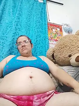 karlythothxh online show from May 14, 2026, 10:27 pm