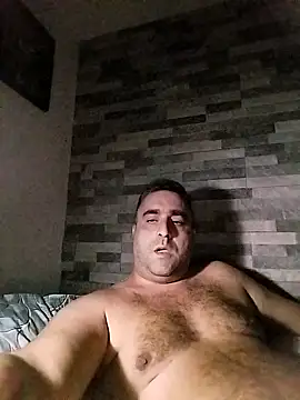 ADRIAN ADI40 online show from December 15, 2025, 5:06 pm