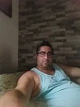 ADRIAN ADI40 online show from May 17, 2026, 4:10 am