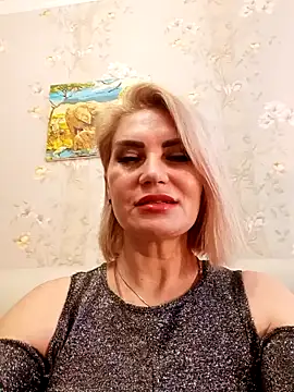 Snapshot of JennyOMay chatting on December 12, 2024, 3:10 am JennyOMay online show from December 12, 2024, 3:10 am