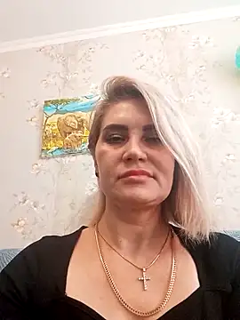 Snapshot of JennyOMay chatting on January 24, 2025, 6:46 am JennyOMay online show from January 24, 2025, 6:46 am