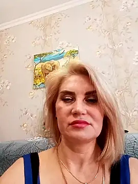 Snapshot of JennyOMay chatting on February 11, 2025, 3:18 am JennyOMay online show from February 11, 2025, 3:18 am