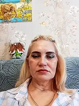 JennyOMay online show from April 2, 2026, 4:21 am