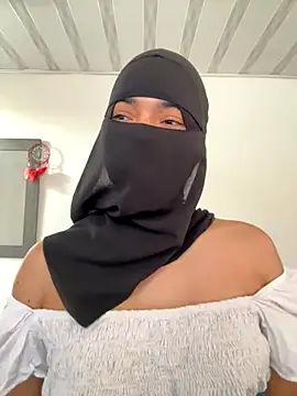 Snapshot of radiagazali chatting on November 20, 2025, 5:23 pm radiagazali online show from November 20, 2025, 5:23 pm