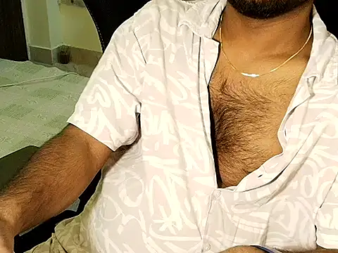 Snapshot of SHENOY3 chatting on September 25, 2025, 6:33 pm SHENOY3 online show from September 25, 2025, 6:33 pm
