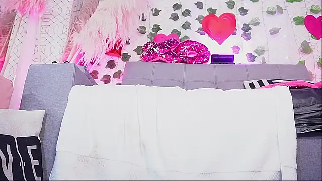 isis lov online show from February 11, 2025, 6:08 am