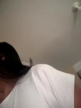 kiaraglam2 online show from January 8, 2026, 2:19 pm