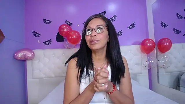 Snapshot of Shanon_mature chatting on February 17, 2025, 10:25 pm Shanon mature online show from February 17, 2025, 10:25 pm