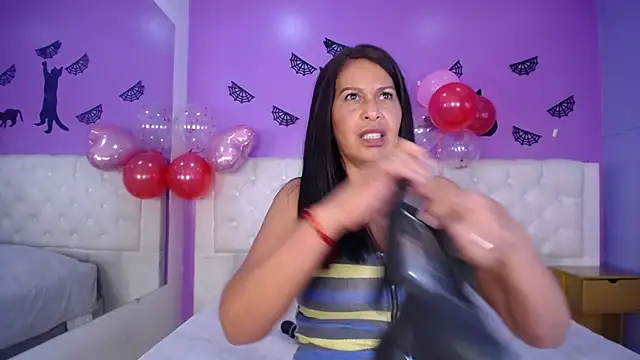 Snapshot of Shanon_mature chatting on February 18, 2025, 10:47 pm Shanon mature online show from February 18, 2025, 10:47 pm