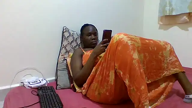 sweetelle09 online show from April 10, 2026, 5:17 pm