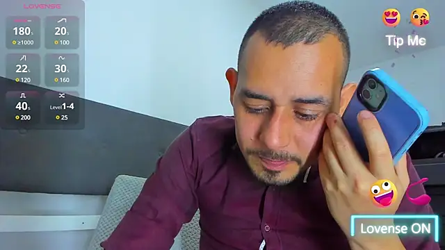 jhonyalzate2 online show from January 21, 2025, 12:46 am