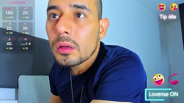 jhonyalzate2 online show from March 8, 2025, 7:27 am