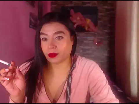 Snapshot of katrinawillff chatting on January 12, 2026, 3:34 am katrinawillff online show from January 12, 2026, 3:34 am