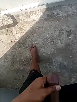 Snapshot of Aayankhan99 chatting on November 5, 2025, 4:34 am Aayankhan99 online show from November 5, 2025, 4:34 am