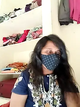 Indiantina online show from November 17, 2025, 9:37 am