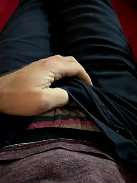 Snapshot of j1991j chatting on November 21, 2025, 3:44 pm j1991j online show from November 21, 2025, 3:44 pm