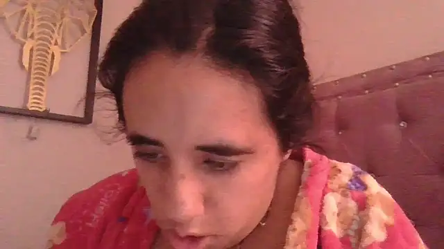 annarose19 online show from March 5, 2026, 7:43 pm