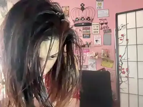 Snapshot of latinacubana chatting on December 20, 2024, 6:56 pm latinacubana online show from December 20, 2024, 6:56 pm