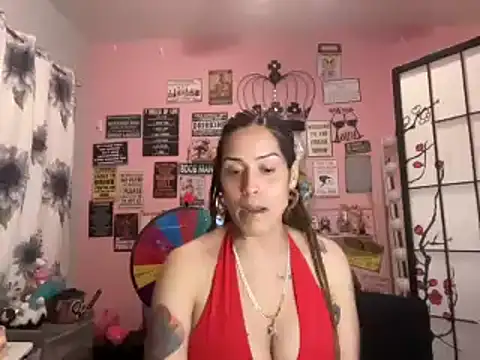 Snapshot of latinacubana chatting on January 22, 2025, 6:42 am latinacubana online show from January 22, 2025, 6:42 am