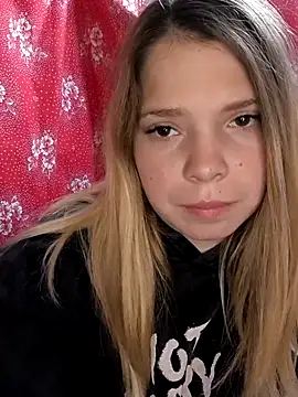 Zuli Kiska online show from October 19, 2025, 11:11 am