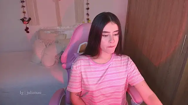 iriswest  online show from March 20, 2026, 2:05 am