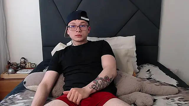 Snapshot of MathewCollin chatting on January 27, 2025, 5:48 pm MathewCollin online show from January 27, 2025, 5:48 pm