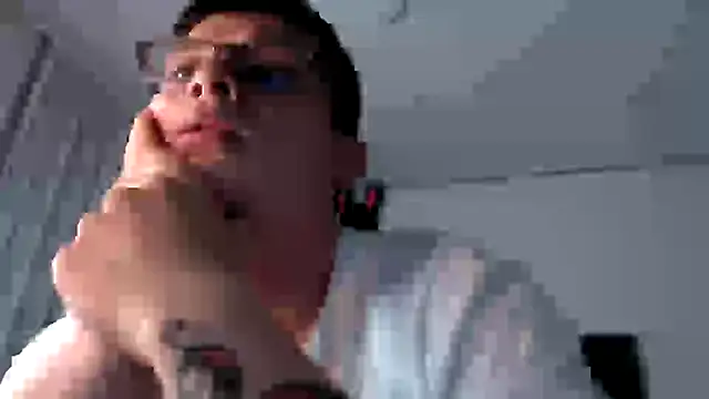 Snapshot of MathewCollin chatting on February 14, 2025, 12:19 am MathewCollin online show from February 14, 2025, 12:19 am