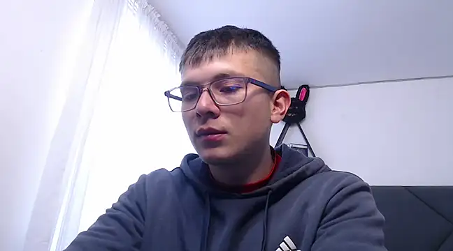 Snapshot of MathewCollin chatting on March 21, 2025, 4:07 pm MathewCollin online show from March 21, 2025, 4:07 pm