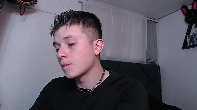 Snapshot of MathewCollin chatting on January 9, 2026, 10:22 pm MathewCollin online show from January 9, 2026, 10:22 pm