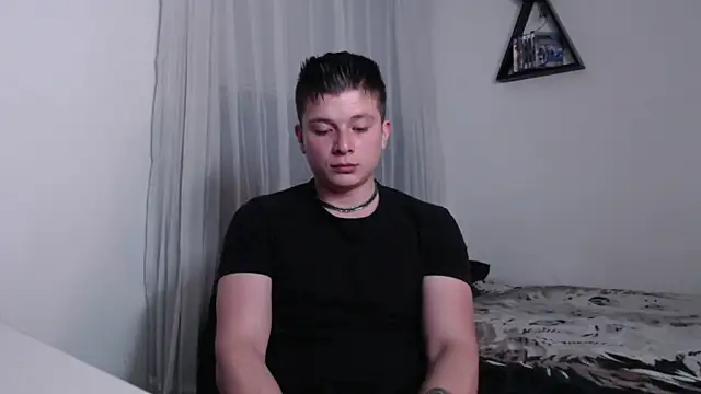 Snapshot of MathewCollin chatting on January 15, 2026, 3:00 am MathewCollin online show from January 15, 2026, 3:00 am