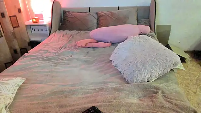 Snapshot of Vivian_Davis chatting on January 4, 2025, 6:51 pm Vivian Davis online show from January 4, 2025, 6:51 pm