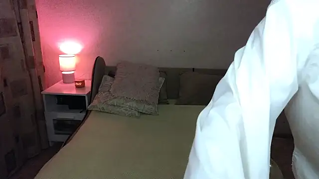 Snapshot of Vivian_Davis chatting on October 23, 2025, 5:23 pm Vivian Davis online show from October 23, 2025, 5:23 pm