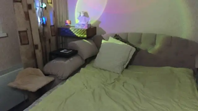 Snapshot of Vivian_Davis chatting on February 2, 2026, 7:23 pm Vivian Davis online show from February 2, 2026, 7:23 pm