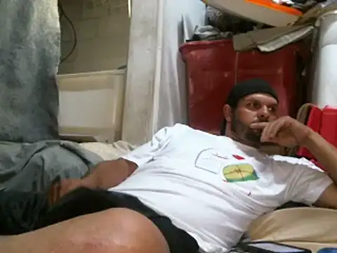 trousersnakeskeet online show from April 13, 2026, 10:54 am