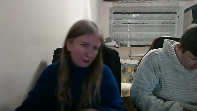 Snapshot of PeterAndJen chatting on January 14, 2026, 9:20 pm PeterAndJen online show from January 14, 2026, 9:20 pm