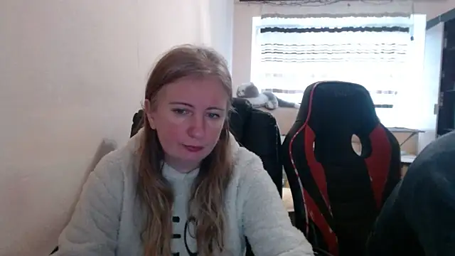 Snapshot of PeterAndJen chatting on January 19, 2026, 8:07 am PeterAndJen online show from January 19, 2026, 8:07 am