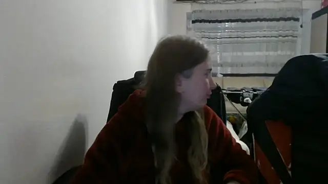 Snapshot of PeterAndJen chatting on February 23, 2026, 7:33 pm PeterAndJen online show from February 23, 2026, 7:33 pm