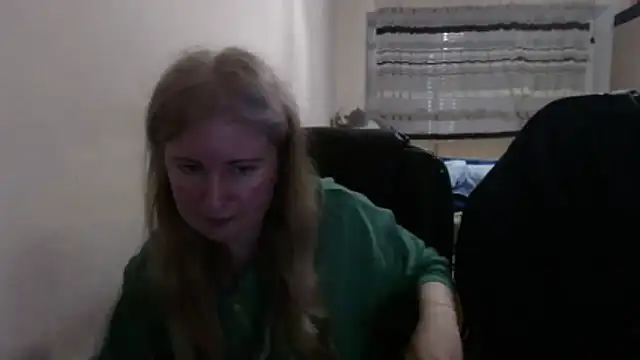 Snapshot of PeterAndJen chatting on March 26, 2026, 7:30 pm PeterAndJen online show from March 26, 2026, 7:30 pm