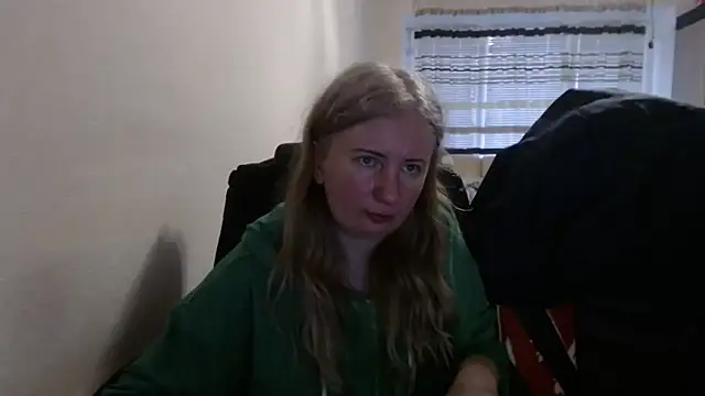 Snapshot of PeterAndJen chatting on March 27, 2026, 8:30 pm PeterAndJen online show from March 27, 2026, 8:30 pm