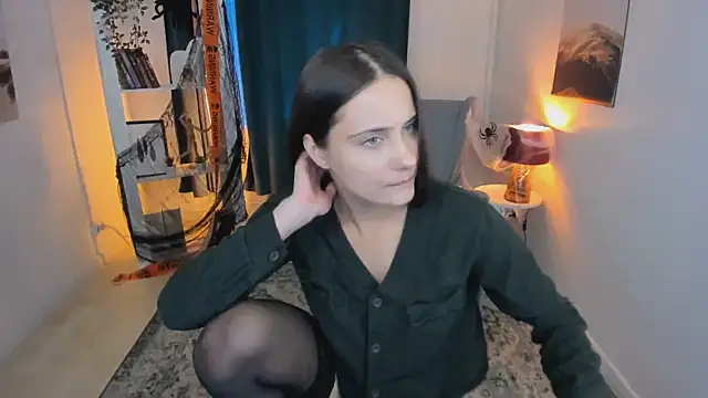 Snapshot of Orfeya chatting on October 21, 2025, 4:41 pm Orfeya online show from October 21, 2025, 4:41 pm