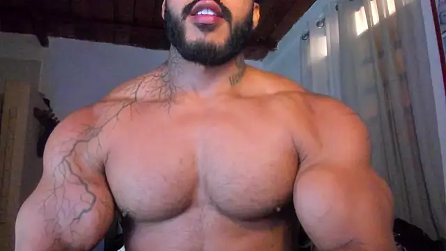 Snapshot of Artemis_Kazttman chatting on November 8, 2025, 2:39 pm Artemis Kazttman online show from November 8, 2025, 2:39 pm